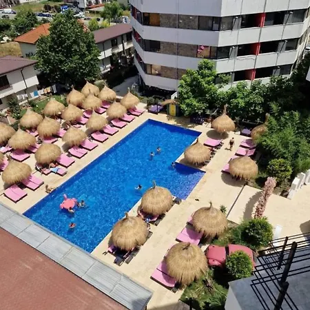 Complex Zigzag Mamaia Nord Апартаменты Нэводари